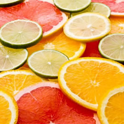 柠檬酸是衍生自柑橘类水果的防腐剂，如葡萄柚，柠檬，石灰和橙色。