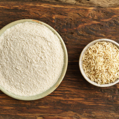 白米粉或糙米面粉通常用于无麸质烘焙。