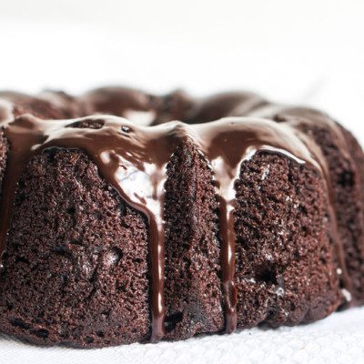 蛋糕面粉用于烘焙以产生更高的体积，更细粒度，更温柔的蛋糕。