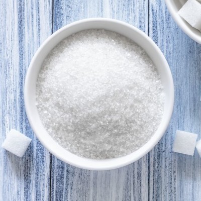 蔗糖是一种富含甘蔗植物的高度精制糖。