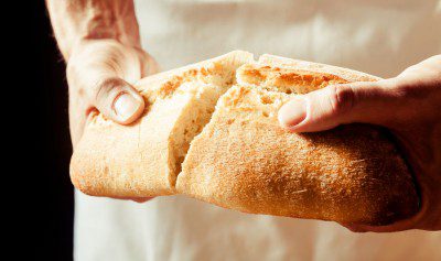 尽管有流行的看法，但吃面包并不是一件坏事。